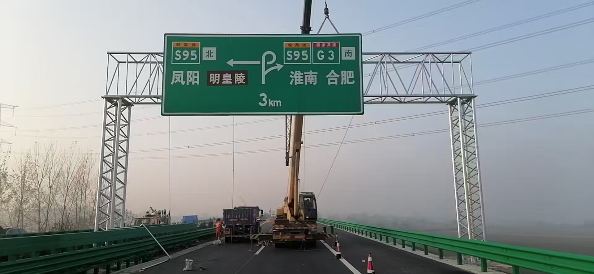 云浮市道路标志杆桥梁限高架 - 厂家